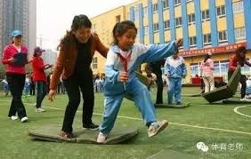 [F1]迈凯伦包揽前两名 法拉利被取消成绩