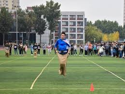 场均29.6分6.3板4.9助！率队东部第三的杰伦·布朗仅排东部第六