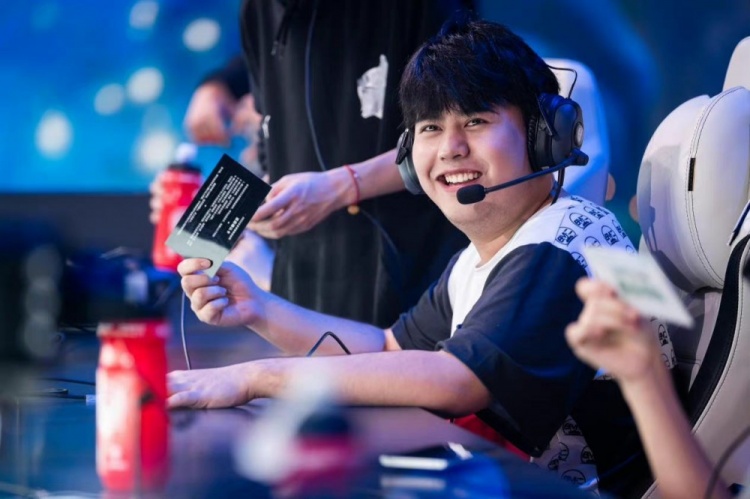 竞争格局与 竞争格局与